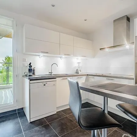 St Didier • T3 Roteaux • Hostisy Apartment *